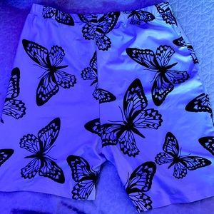 Butterfly SHEIN shorts (black and white )